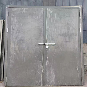 地鐵防火門應(yīng)設(shè)置抗風防火門嗎(圖1) 地鐵防火門.jpg