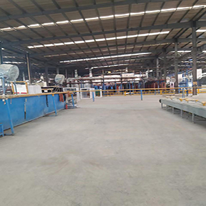 防火門廠家生產(chǎn)制作防火門過程(圖1) 防火門廠家生產(chǎn)車間.jpg