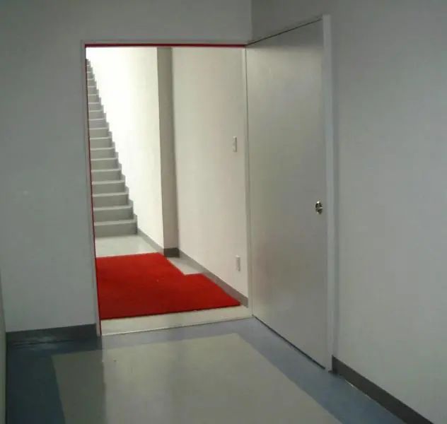 通向室外安全區域疏散門可以采用普通門嗎(圖1) 疏散間防火門.jpg