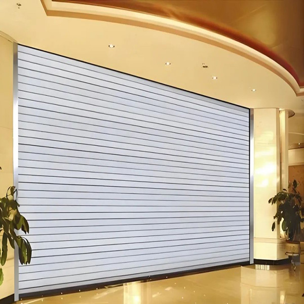 防火卷簾門的作用(圖1) 商場(chǎng)鋼質(zhì)防火卷簾門.jpg