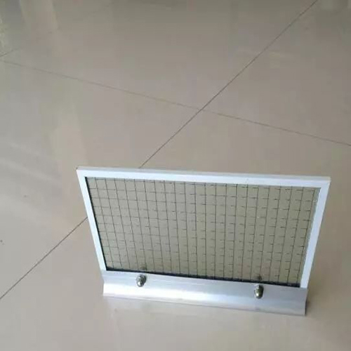 夾絲玻璃擋煙垂壁生產廠家(圖1) 擋煙垂壁夾絲玻璃.jpg